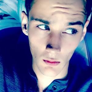 Meet your Posher, Pierce